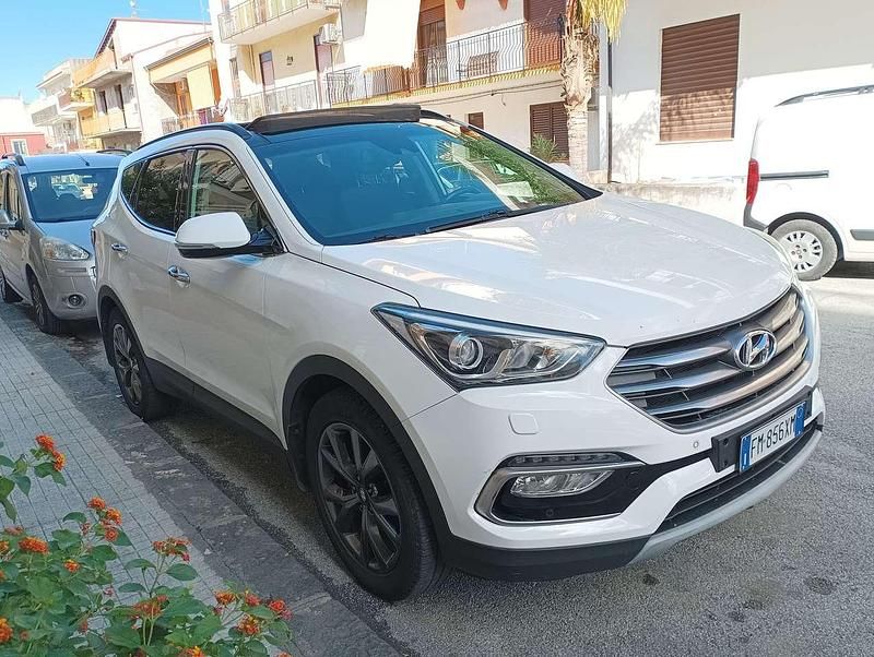 Begagnad Hyundai Santa Fe Xpossible 200 HK (147 kW) 2018 Vit SUV