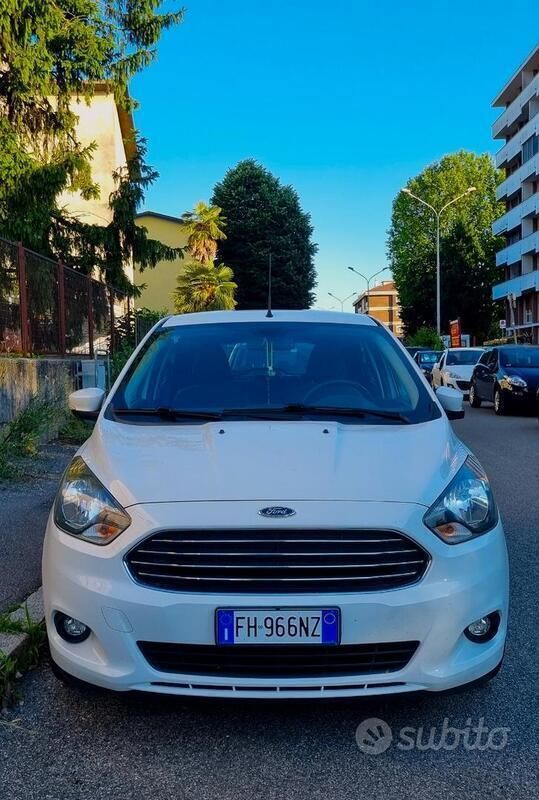 Bianco Usata 2017 Ford Ka Plus Due volumi | 7000 € (Buon prezzo) - Immagine 1/4