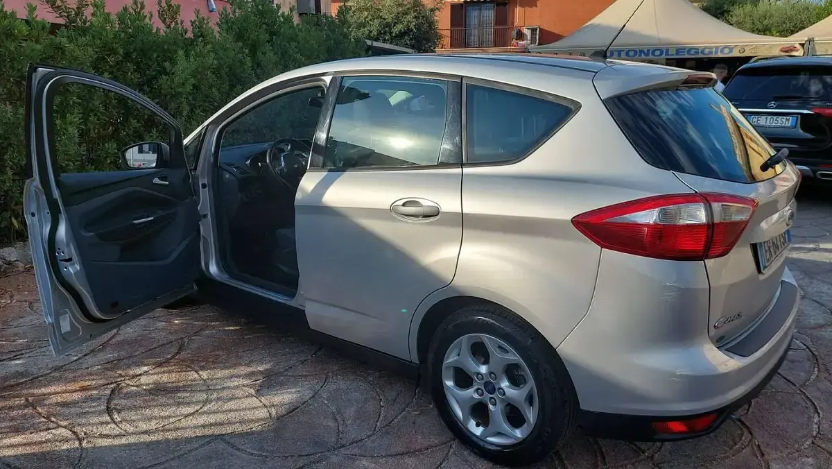 Usata Ford C-MAX 116 CV (85 kW) 2013 Argento Monovolume