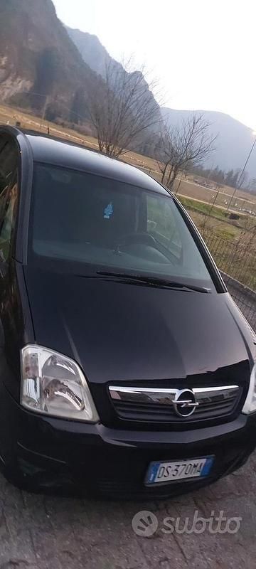 Usata Opel Meriva 101 CV (74 kW) 2008 Nero Monovolume