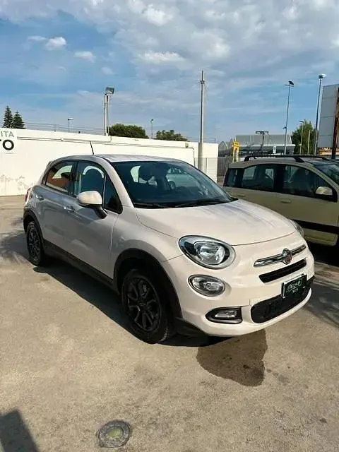 Usata Fiat 500X Pop Star 95 CV (69 kW) 2016 Bianco SUV