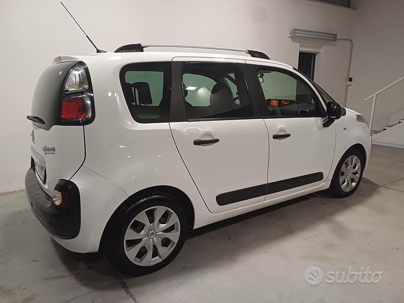 Usata Citroën C3 Picasso 90 CV (66 kW) 2010 Bianco Monovolume