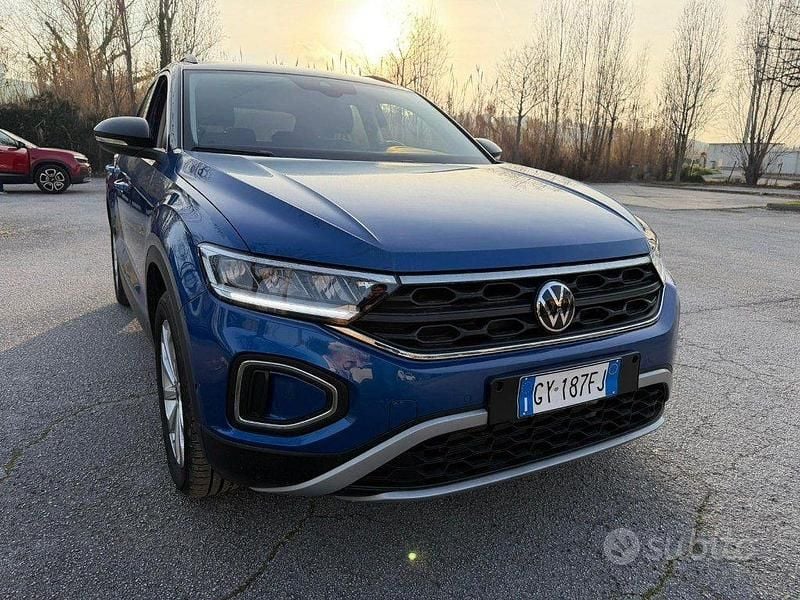 Usata VW T-Roc Edition 150 CV (110 kW) 2025 Blu SUV