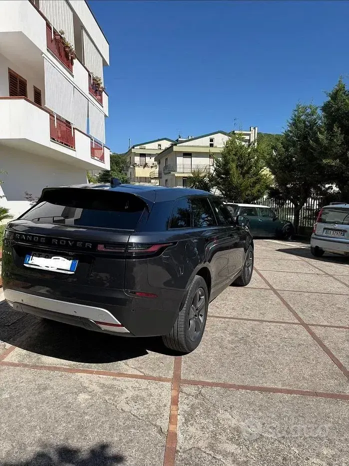 Usata Land Rover Range Rover Velar SE 204 CV (150 kW) 2024 Grigio SUV