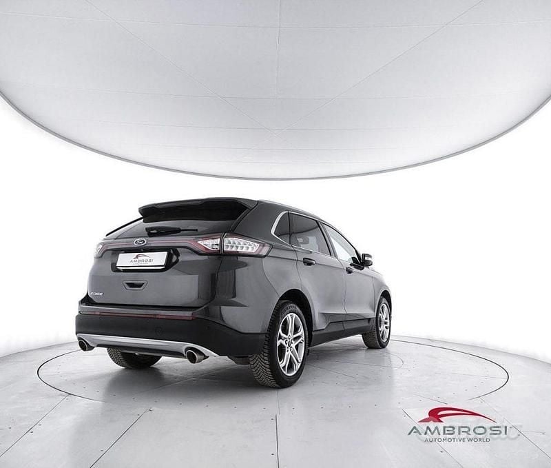 Usata Ford Edge Vignale 180 CV (132 kW) 2017 Grigio SUV