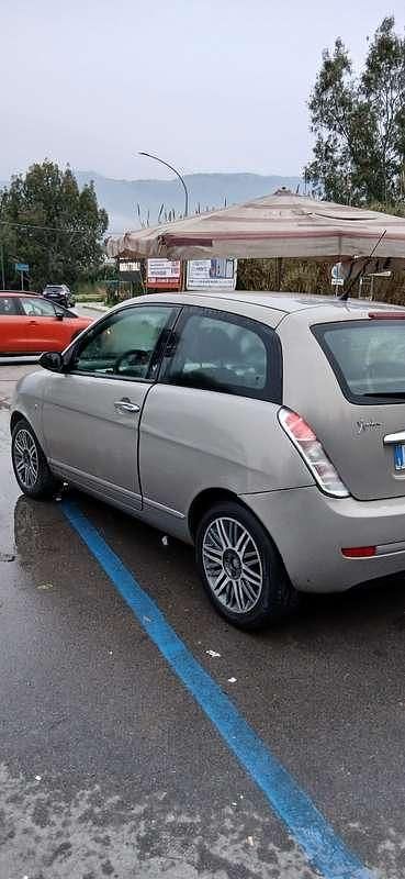 Usata Lancia Ypsilon 90 CV (66 kW) 2008 Utilitaria