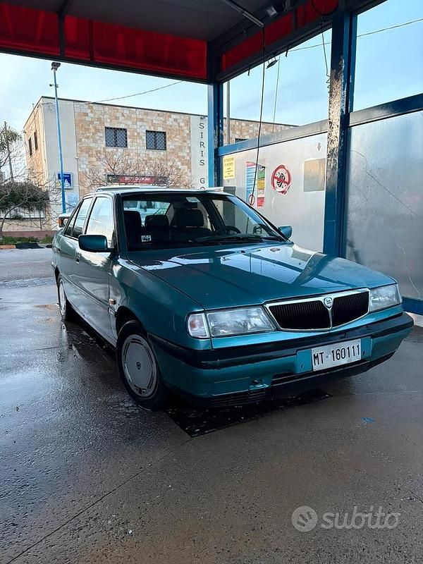 Usata Lancia Dedra S 95 CV (69 kW) 1989 Verde Berlina
