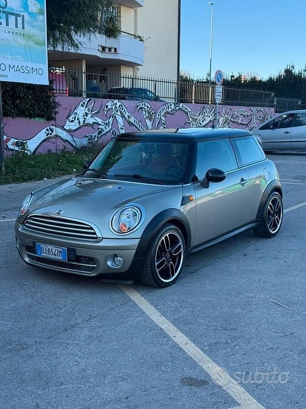 Usata 2007 Mini Cooper D Due volumi | 4900 € (Cara) - Immagine 1/4