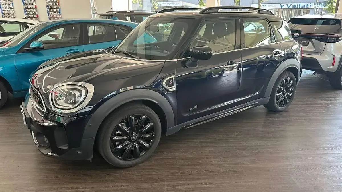 Usata Mini Cooper S Countryman Hype 178 CV (130 kW) 2021 Blu pastello SUV
