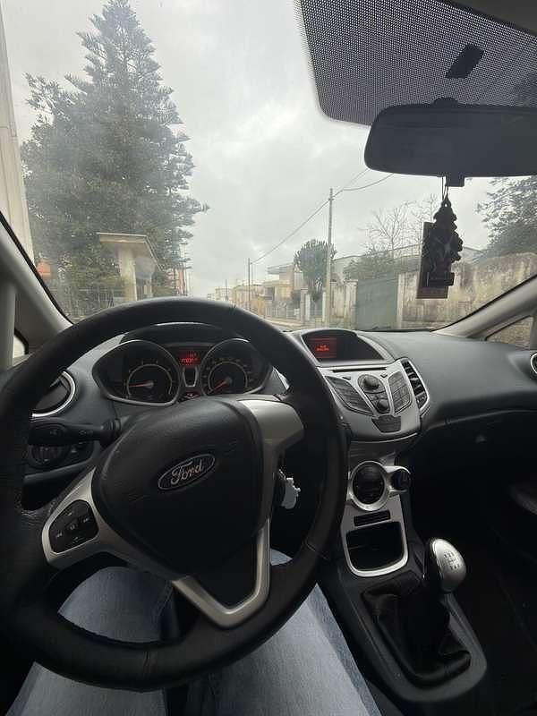 Usata Ford Fiesta Titanium 95 CV (69 kW) 2010 Berlina