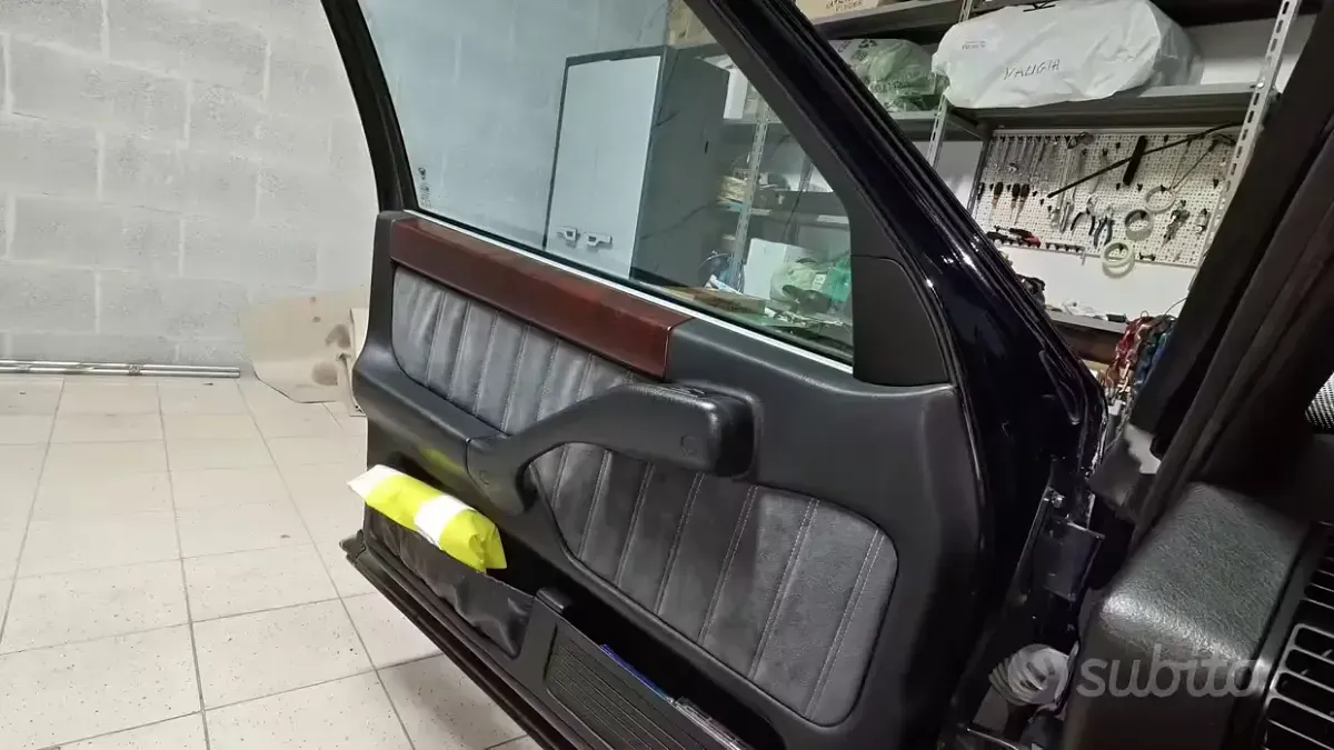 Usata Lancia Thema 117 CV (86 kW) 1991 Bluazzurro Berlina