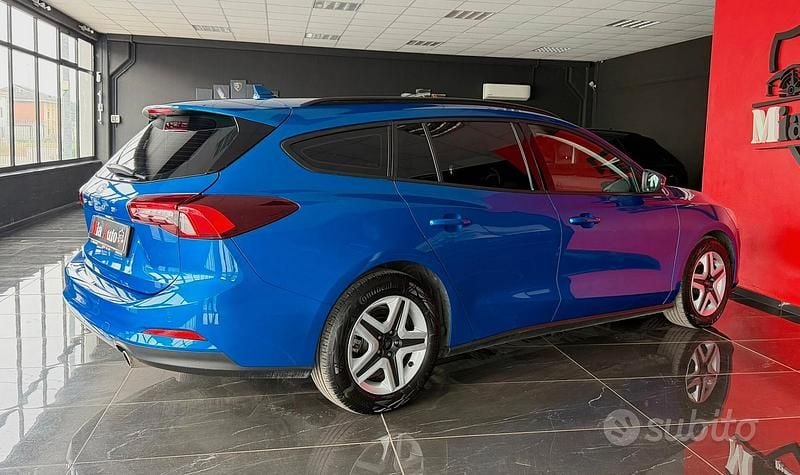 Usata Ford Focus Business Edition 120 CV (88 kW) 2022 Blu Station wagon