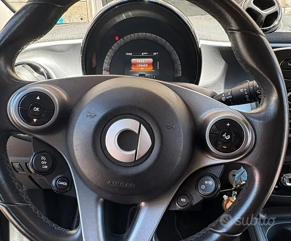 Usata Smart ForFour Passion 90 CV (66 kW) 2017 Nero Utilitaria