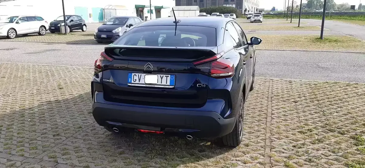 Usado Citroën C4 131 CV (96 kW) 2024 Azul SUV