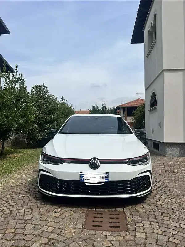 Usata VW Golf VII GTI 245 CV (180 kW) 2021 Bianco Utilitaria