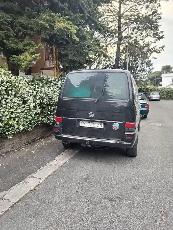 Usata VW Transporter 68 CV (50 kW) 1998 Nero Furgone