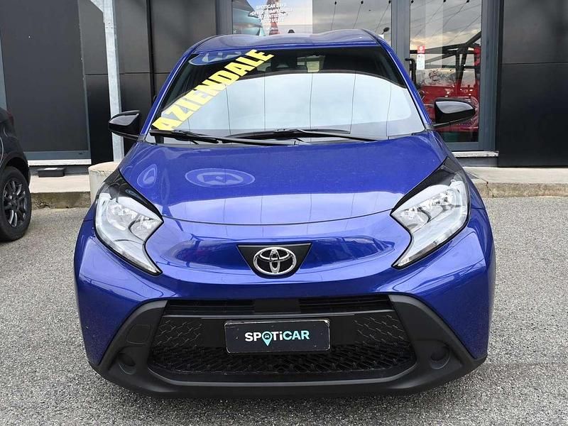 Usata Toyota Aygo X Active 72 CV (52 kW) 2025 Blu/azzurro SUV