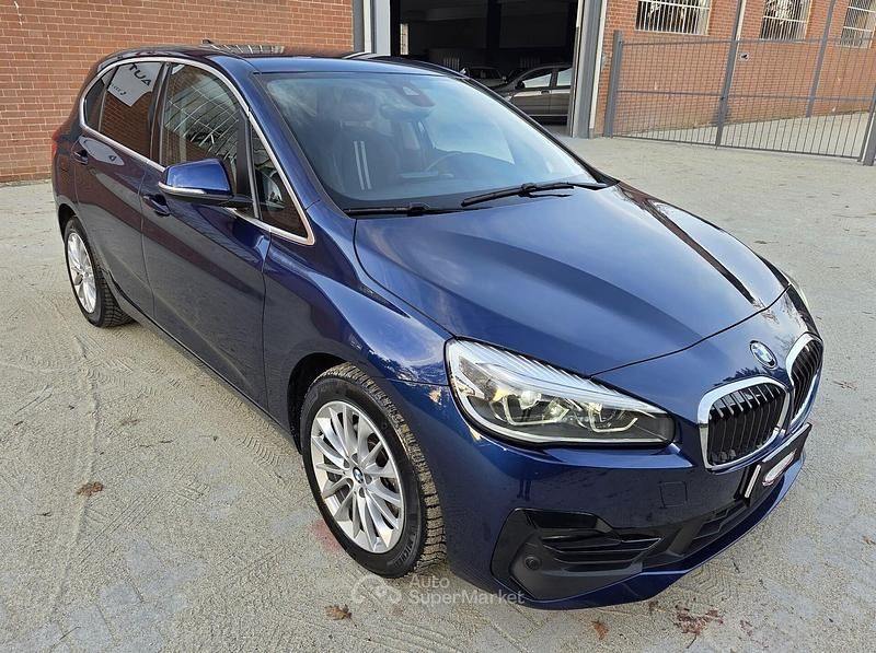 Usata BMW 218 Active Tourer Sport Line 140 CV (102 kW) 2019 Blu Monovolume