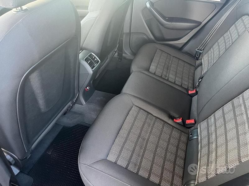 Usata Audi Q3 Business 150 CV (110 kW) 2016 Nero SUV