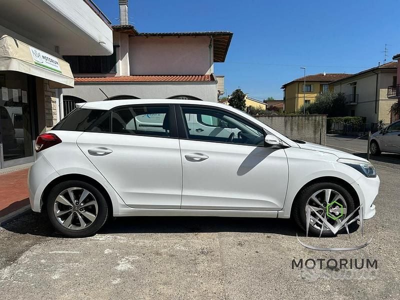 Usata Hyundai i20 Active 2016 Bianco Berlina