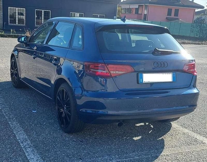 Usata Audi A3 Ambiente 110 CV (80 kW) 2016 Blu/azzurro Berlina