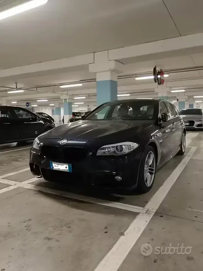 Usata BMW 530 M Sport 258 CV (189 kW) 2011 Blu Station wagon