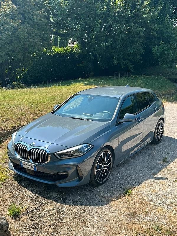 Usata BMW 118 M Sport 150 CV (110 kW) 2019 Grigio Utilitaria