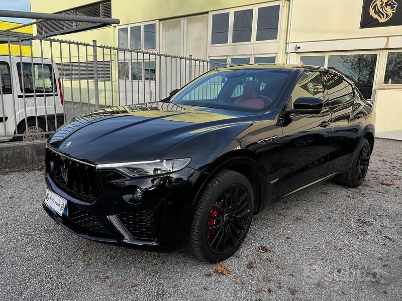 Usata Maserati Levante 275 CV (202 kW) 2021 Nero SUV