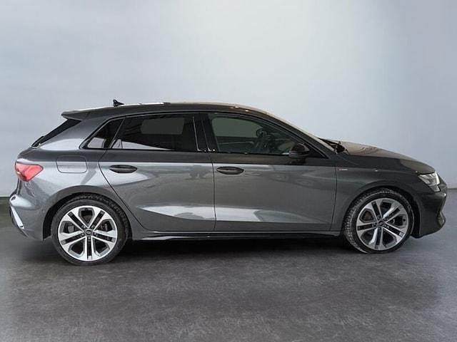 Usata Audi A3 S-Line 150 CV (110 kW) 2025 Grigio Utilitaria