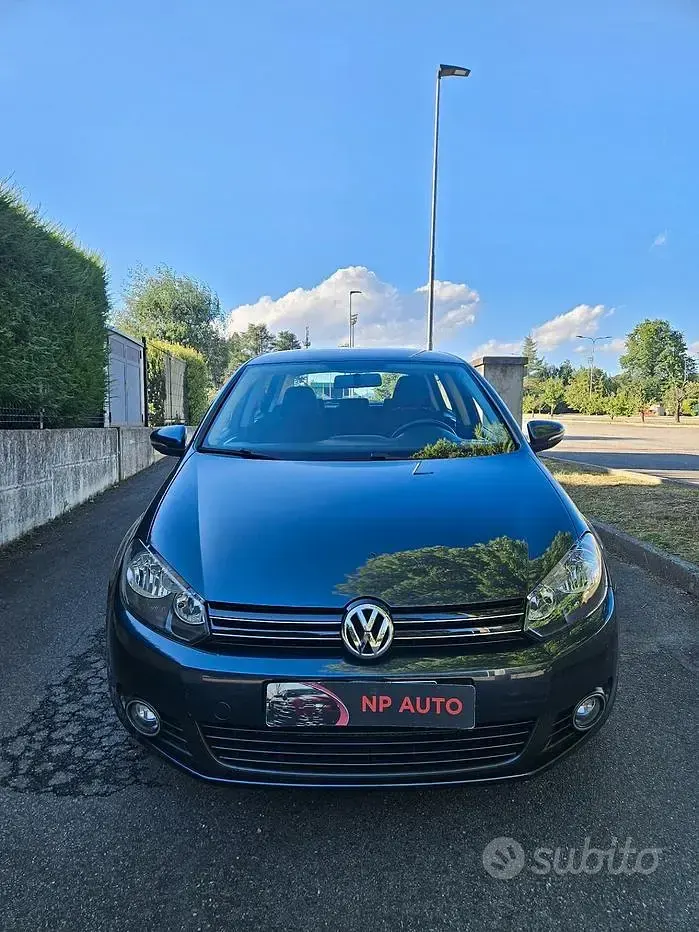 Usata VW Golf VI 105 CV (77 kW) 2009 Bluazzurro Utilitaria