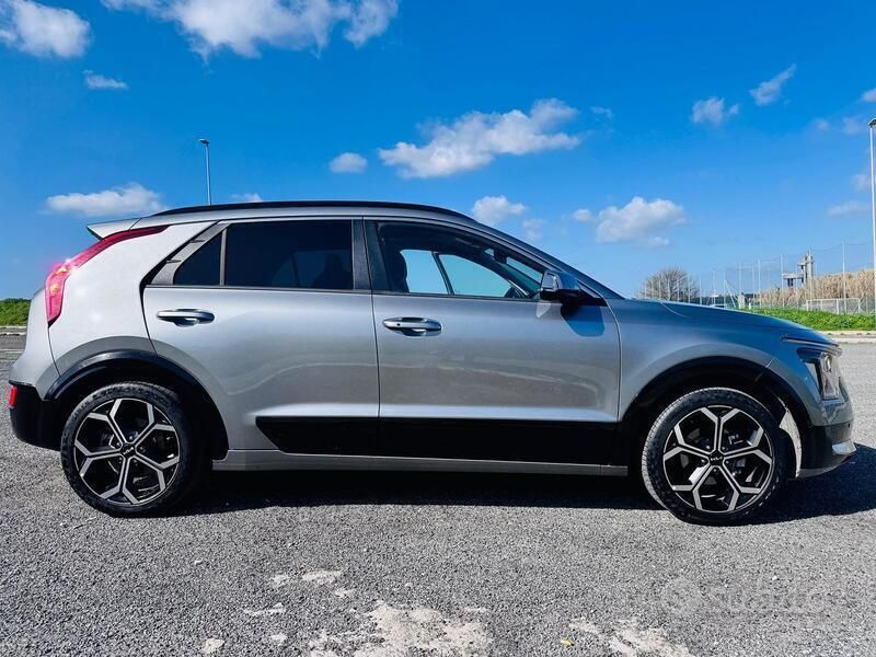 Usata Kia Niro 2023 Grigio SUV