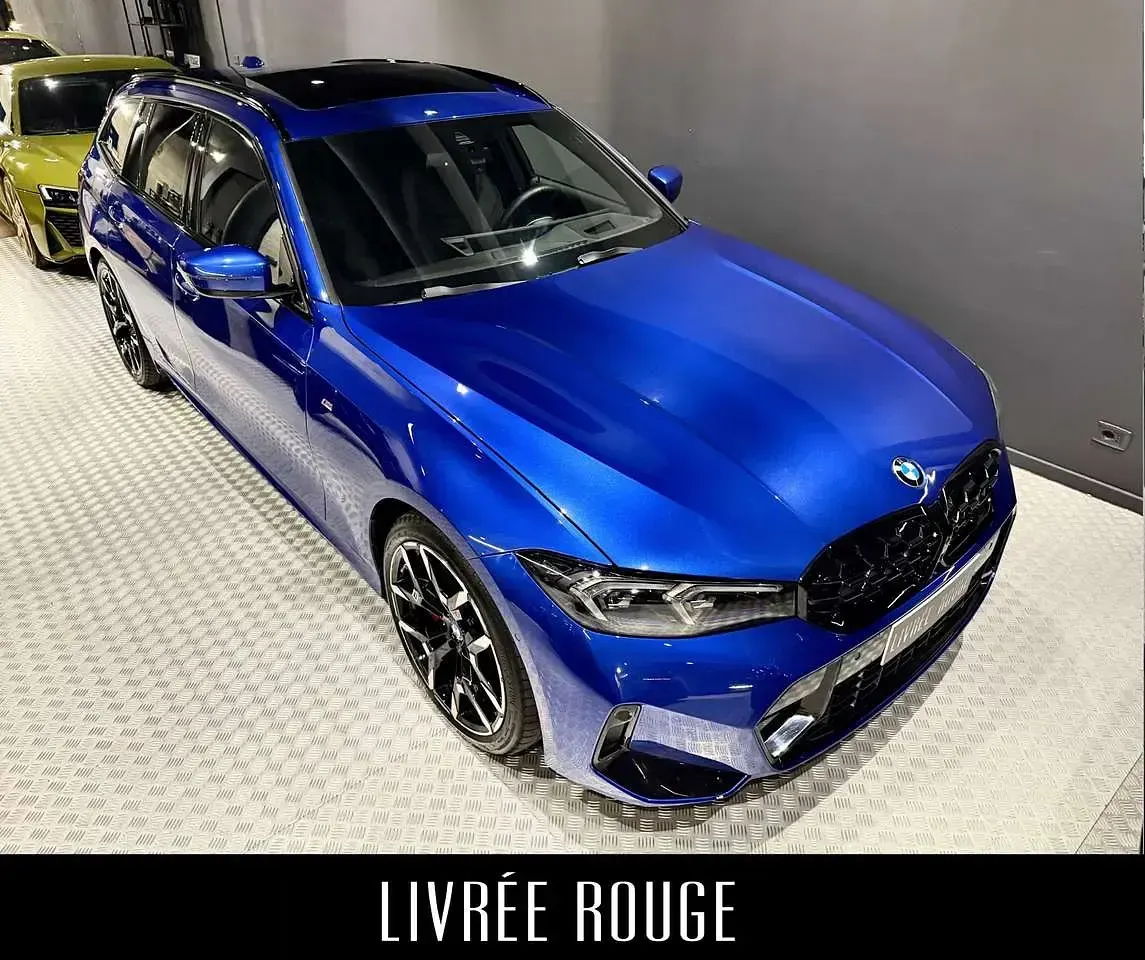 Usata BMW 330 M Sport 286 CV (210 kW) 2025 Blu/azzurro Station wagon