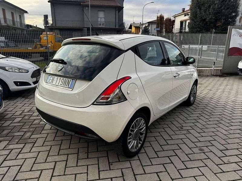 Usata Lancia Ypsilon 60 CV (44 kW) 2010 Other Utilitaria