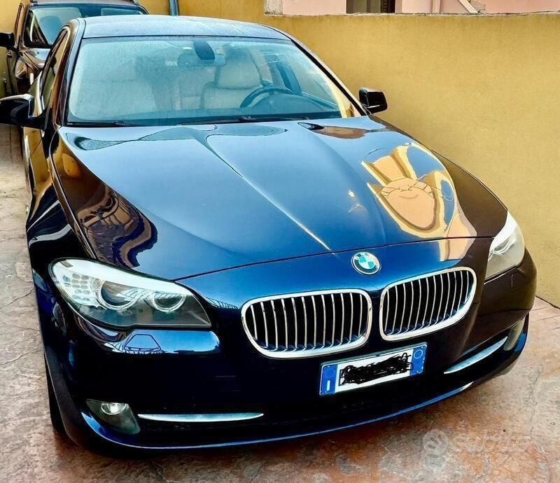 Usata 2010 BMW 530 Station wagon | 8900 € (Buon prezzo) - Immagine 1/4