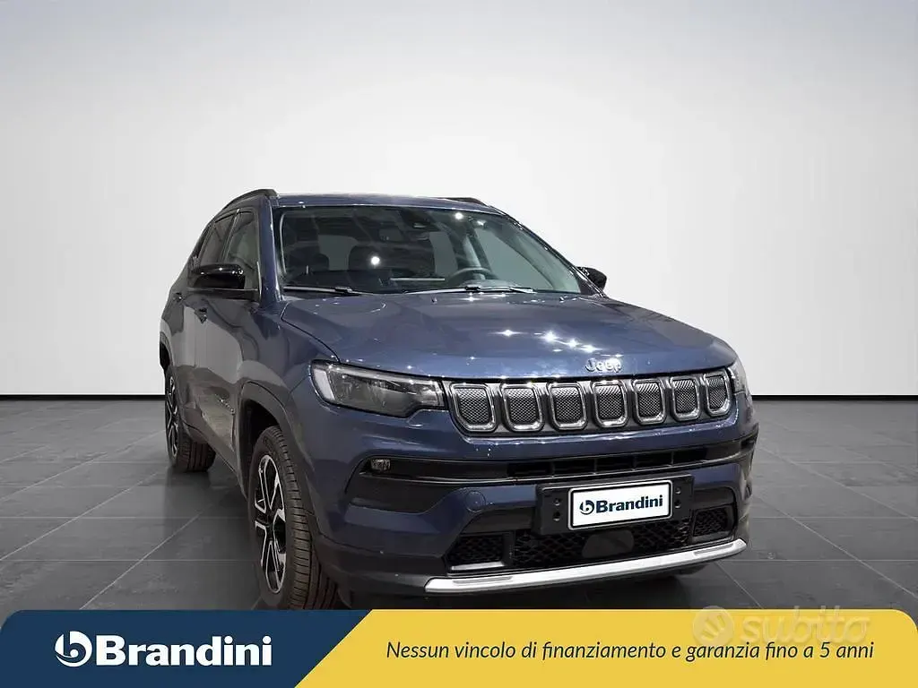 Usata Jeep Compass 131 CV (96 kW) 2022 Diamond black SUV