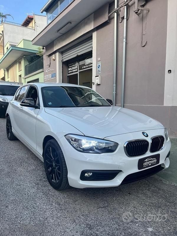 Usata BMW 118 Sport Line 149 CV (109 kW) 2015 Bianco Utilitaria