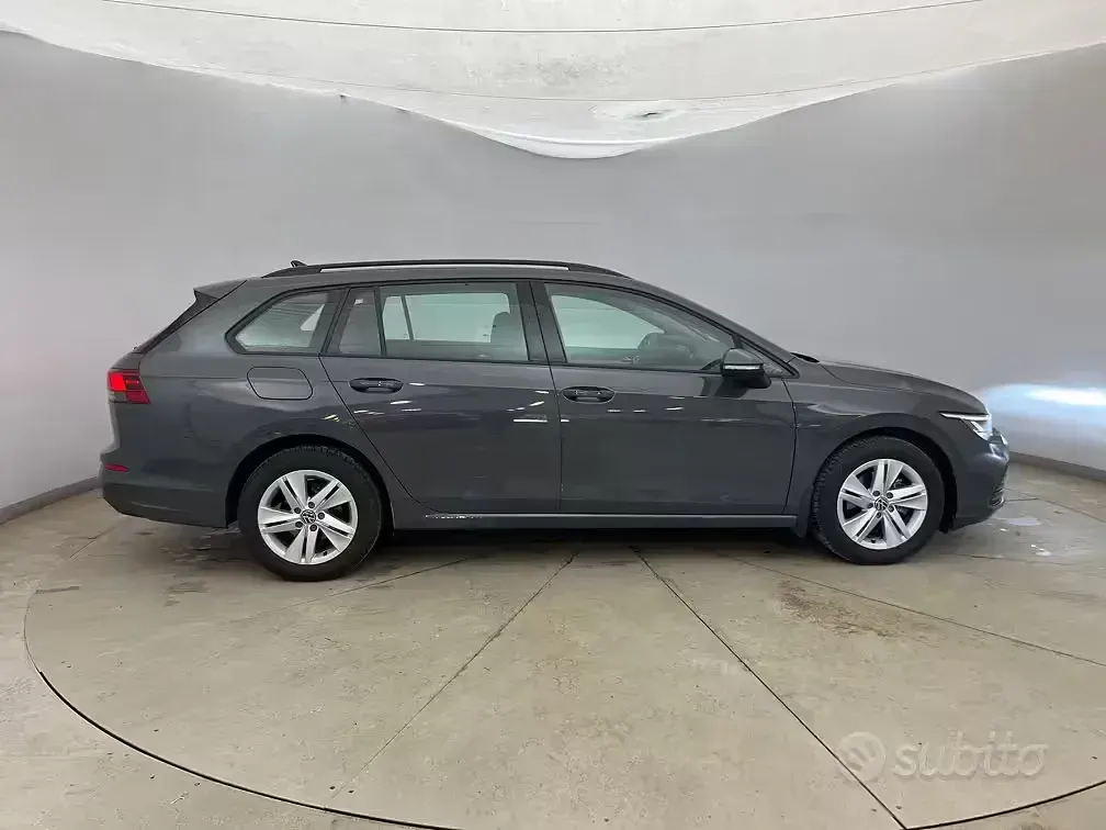 Usata VW Golf VIII Active 2023 Grigio Station wagon