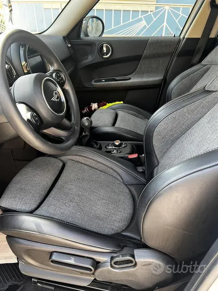 Usata Mini One Countryman 102 CV (75 kW) 2018 Bianco SUV