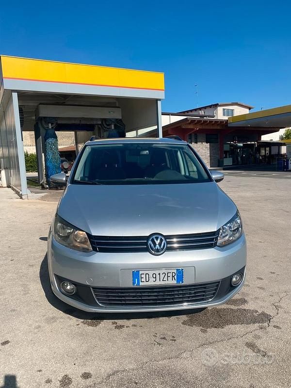 Usata VW Touran 2010 Grigio Monovolume