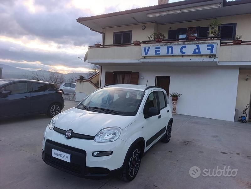 Usata Fiat Panda City Life 69 CV (50 kW) 2022 Bianco Utilitaria