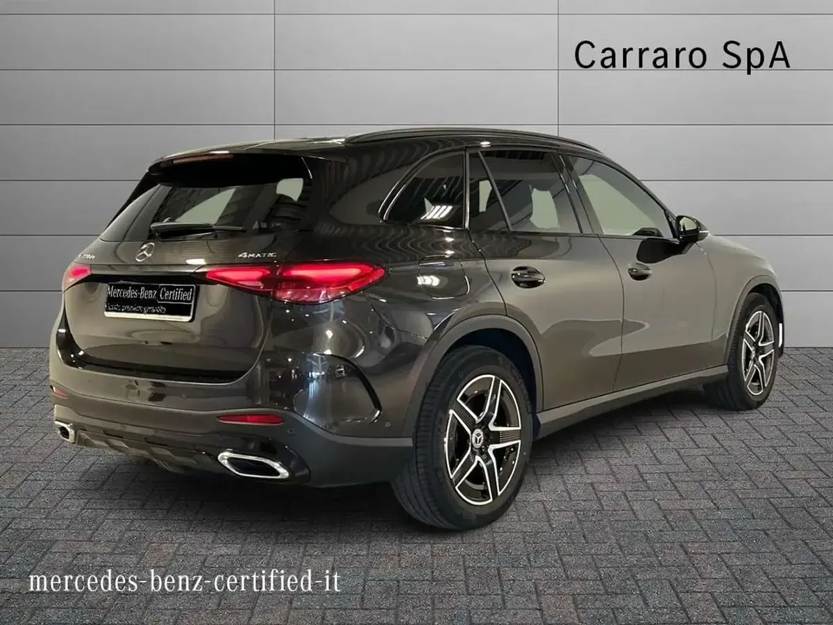 Usata Mercedes GLC220 Advanced 197 CV (144 kW) 2023 Grigio grafite SUV