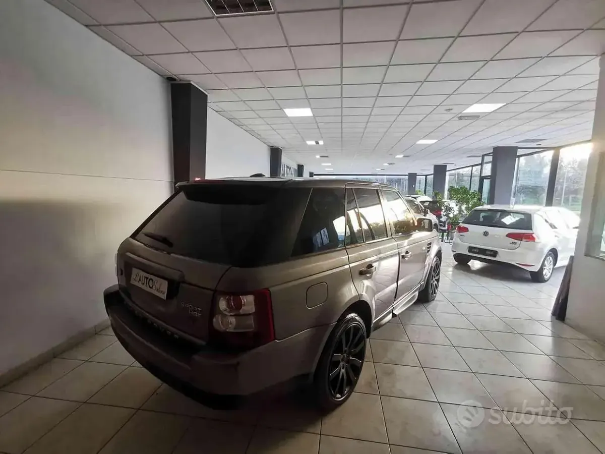 Usata Land Rover Range Rover Sport HSE 190 CV (139 kW) 2009 Grigio SUV