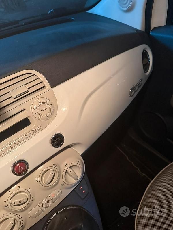 Usata Fiat 500 69 CV (50 kW) 2008 Bianco Utilitaria