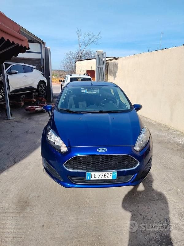 Second-hand Ford Fiesta Business Edition 75 CP (55 kW) 2017 Albastru Berlinǎ