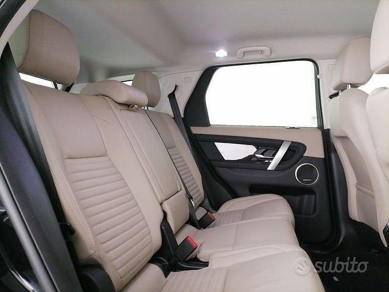 Usata Land Rover Discovery Sport SE 163 CV (119 kW) 2022 Nero SUV