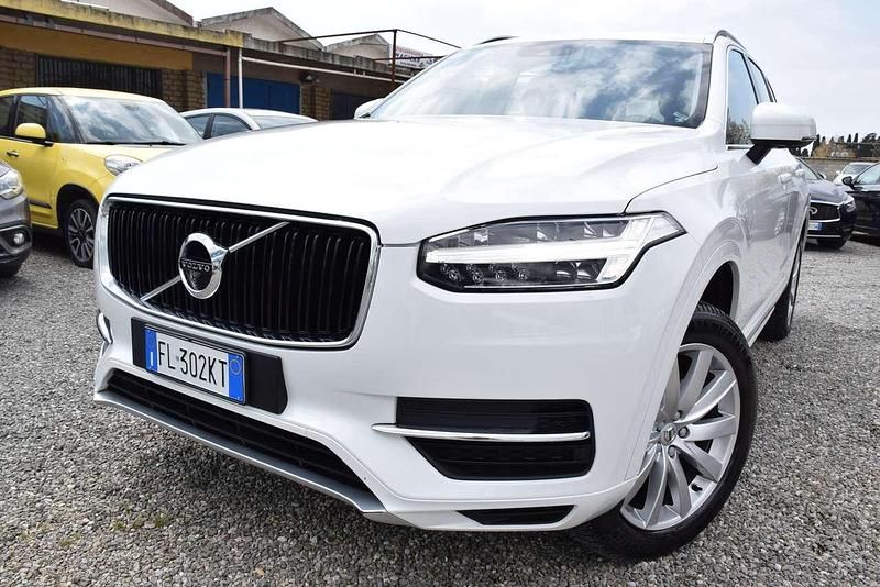 Usata Volvo XC90 Momentum 190 CV (139 kW) 2017 Bianco SUV