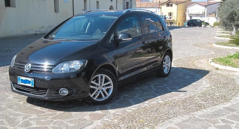 Usata VW Golf Plus Cross 105 CV (77 kW) 2012 Nero Monovolume