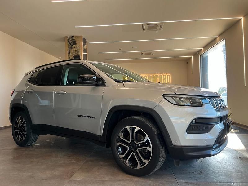 Usata Jeep Compass Limited 131 CV (96 kW) 2023 Argento SUV
