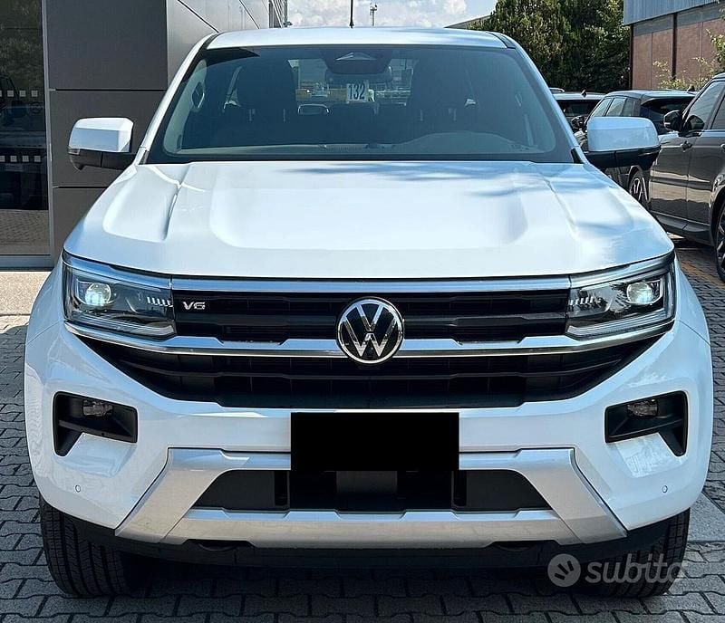 Usata VW Amarok Aventura 241 CV (177 kW) 2024 Bianco Pick-up