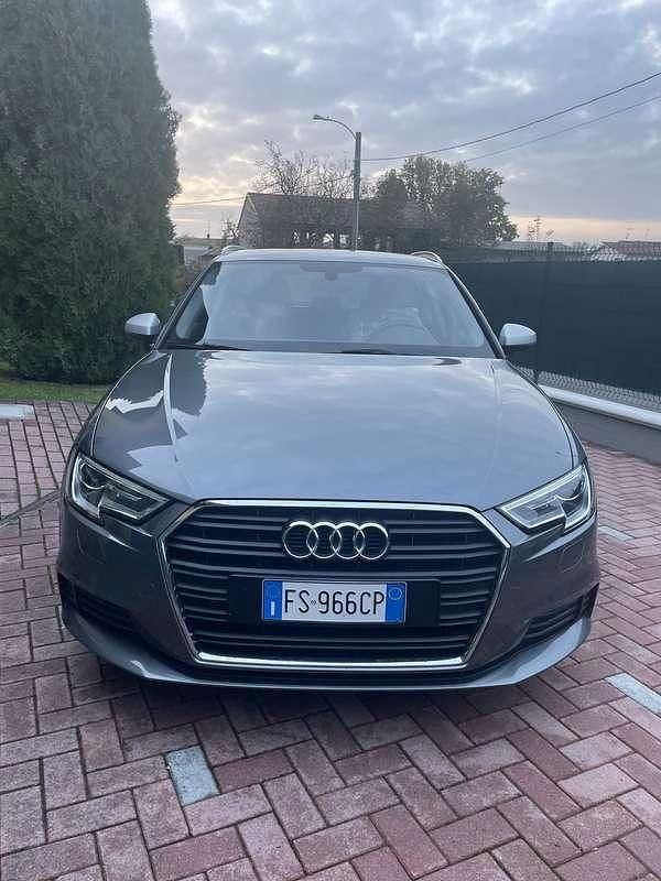 Usata Audi A3 Ambiente 116 CV (85 kW) 2018 Berlina